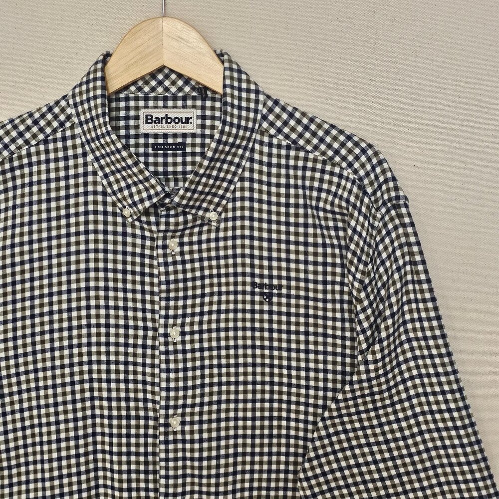 Barbour Tailored Fit Light Flannel Button Down XL